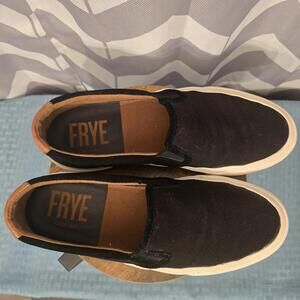 FRYE men's Ludlow Black Canvas Slip-On Shoes size 9